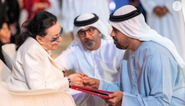تكريم الفنانة نجاة الصغيرة بجائزة شخصية العام الثقافية في الإمارات