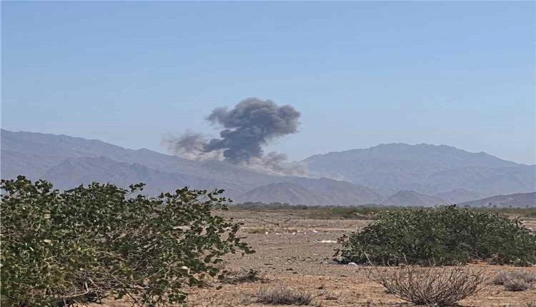مصـ,ـرع قيادي حـ,ـوثي بارز و6 من مرافقيه بضربة جوية مسيّرة في جبهة كهبوب