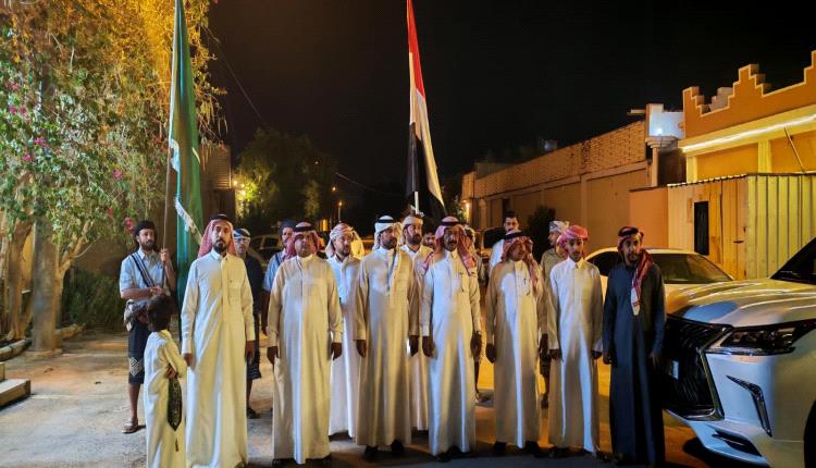 بحضور «الشرح البيضاني».. الجالية اليمنية بمنطقة تبوك تشارك قبائل يام احتفالات اليوم الوطني السعودي.