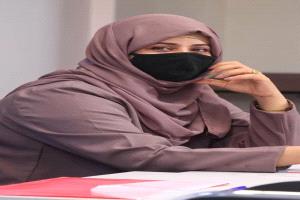د. نادين عبدالقادر تنفي علاقتها بواقعة الاعتداء على خالد حسن وتطالب بكشف ملابساتها
