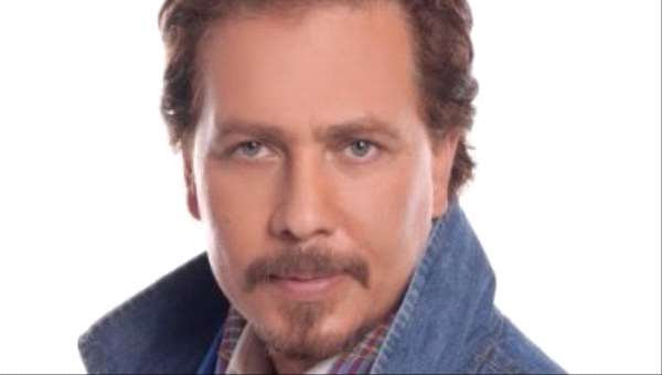 عرض مسرحية "الحفلة تنكرية" لمحمد رياض ولقاء سويدان 10 أغسطس