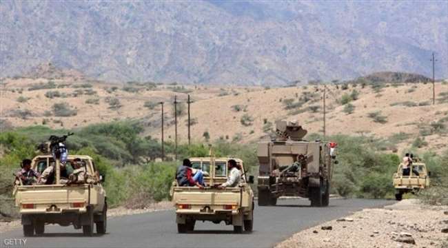 مسؤول يمني: الانشقاقات تقصم الحوثيين