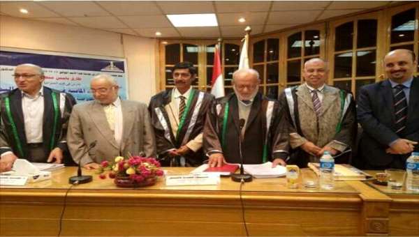 باحث جنوبي يحصل على الدكتوره بإمتياز من جامعة عين شمس بمصر 