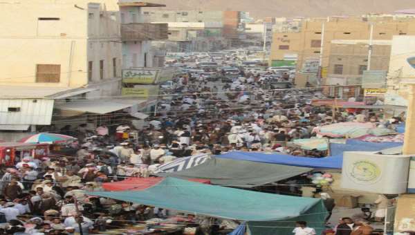 عواد الحوطة بشبام.. عادة سنوية وفرحة عيدية