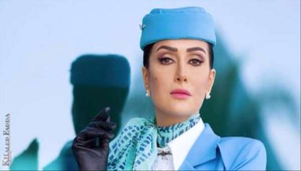 غادة عبد الرازق تدخل أحد فنادق التجمع الخامس بـ"أرض جو"