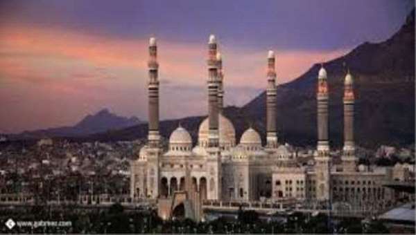 اغلاق جامع الصالح بالعاصمة صنعاء